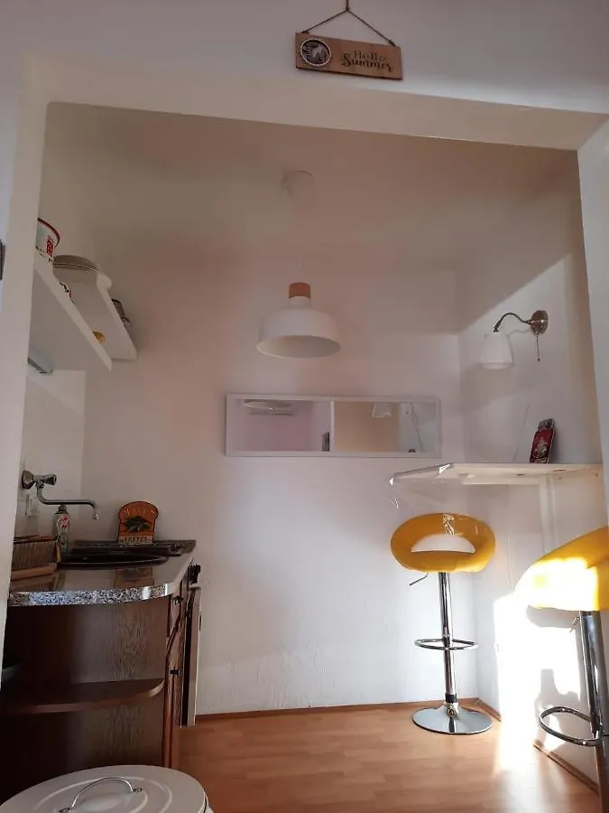 Studio-Appartements Emwey Trogir