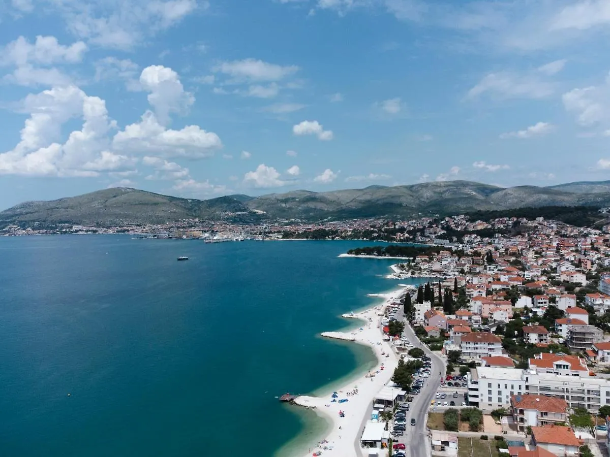 Studio-Appartements Emwey Trogir