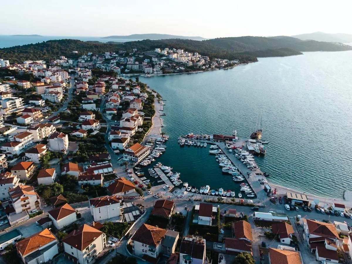 Apartment Studio-Appartements Emwey Trogir Croatia